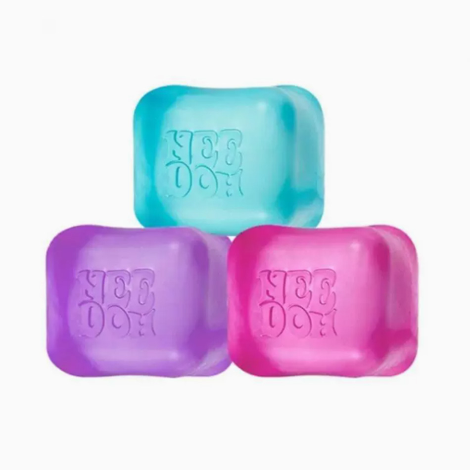 2026 Squishy Schylling Needoh  - Fire Starter Cube avis et prix